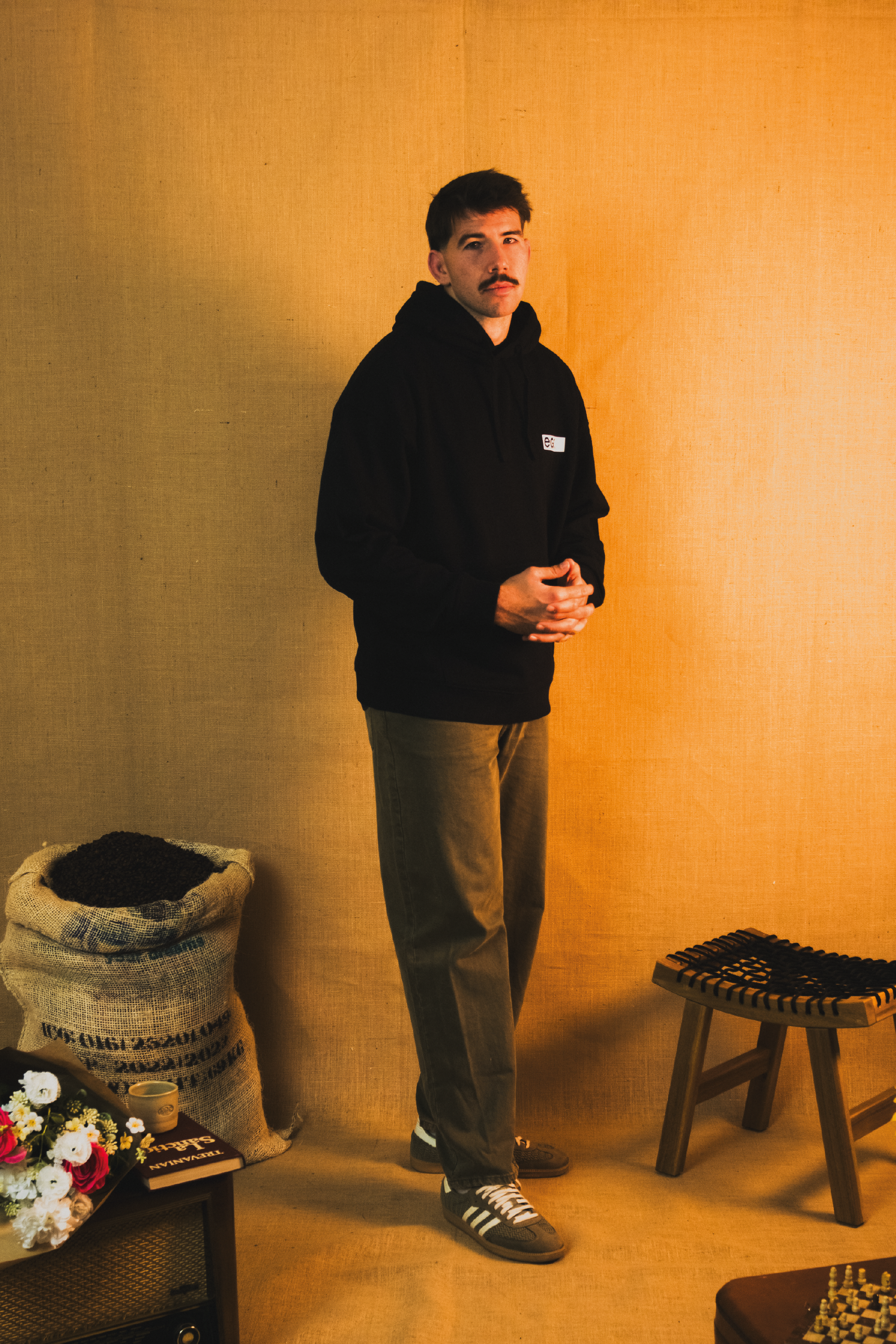 SWEATSHIRT WORLDWIDE BREWS BLACK