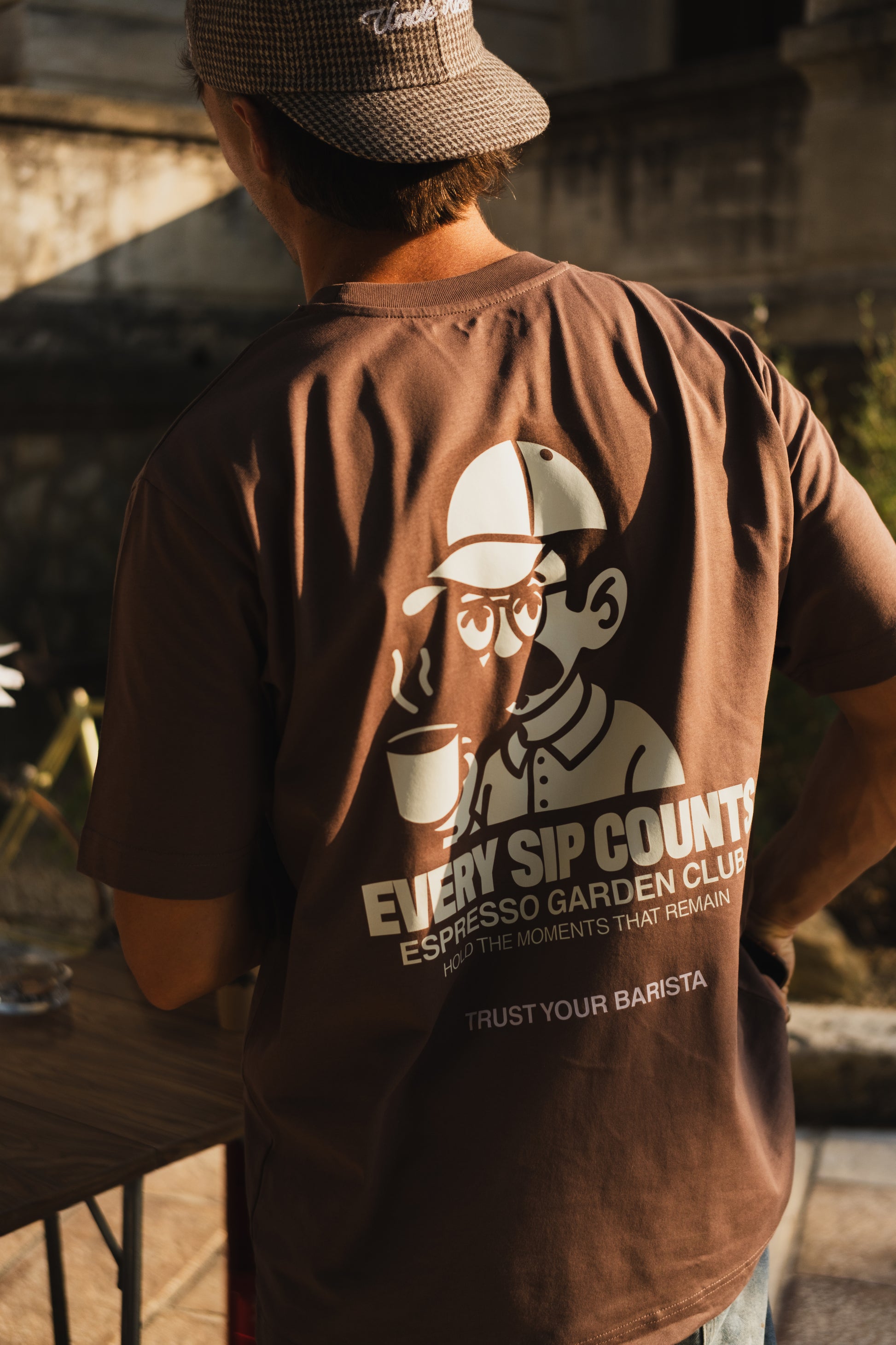 T-SHIRT TRUST YOUR BARISTA