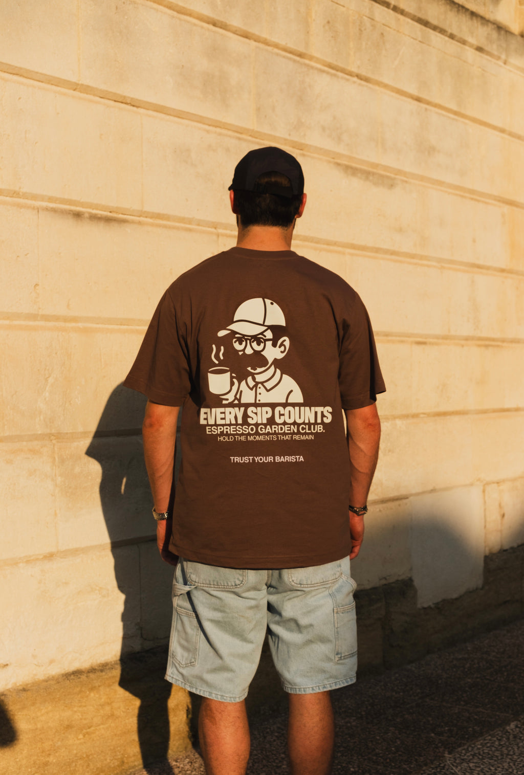 T-SHIRT TRUST YOUR BARISTA