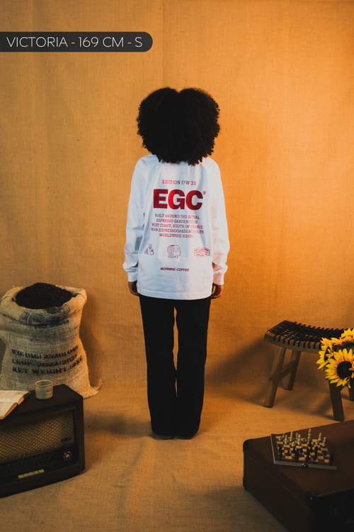 T-SHIRT MORNING RITUAL